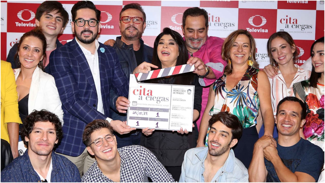 En fotos: Victoria Ruffo, Omar Fierro y Sofía Garza inician las grabaciones de ‘Cita a ciegas’ 