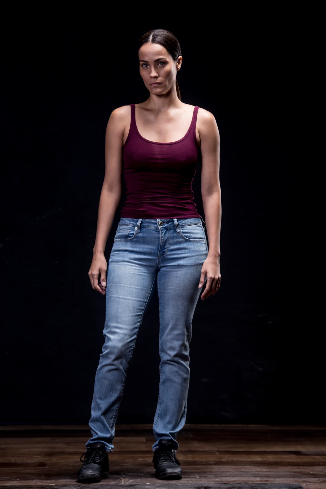 Jessica Más es Lupita de Valdés, la esposa de 'El Chino' y mamá de Juliana. Escapa a Texas para alejarse de los fantasmas del pasado de su marido y llegará a la Ciudad de México para intentar recuperarlo.