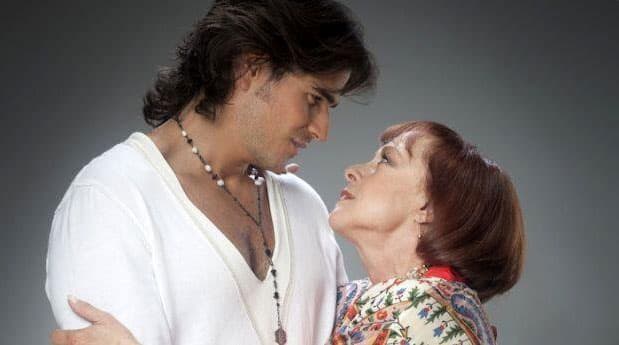 'La Beba Solís' es uno de los personajes por los que más se le recuerda, pues en el 2011 nos hizo reír al lado de Daniel Arenas en 'Amorcito Corazón'. 'La Vecina' fue la última novela en la que participó, la cuál se grabó en el 2015.