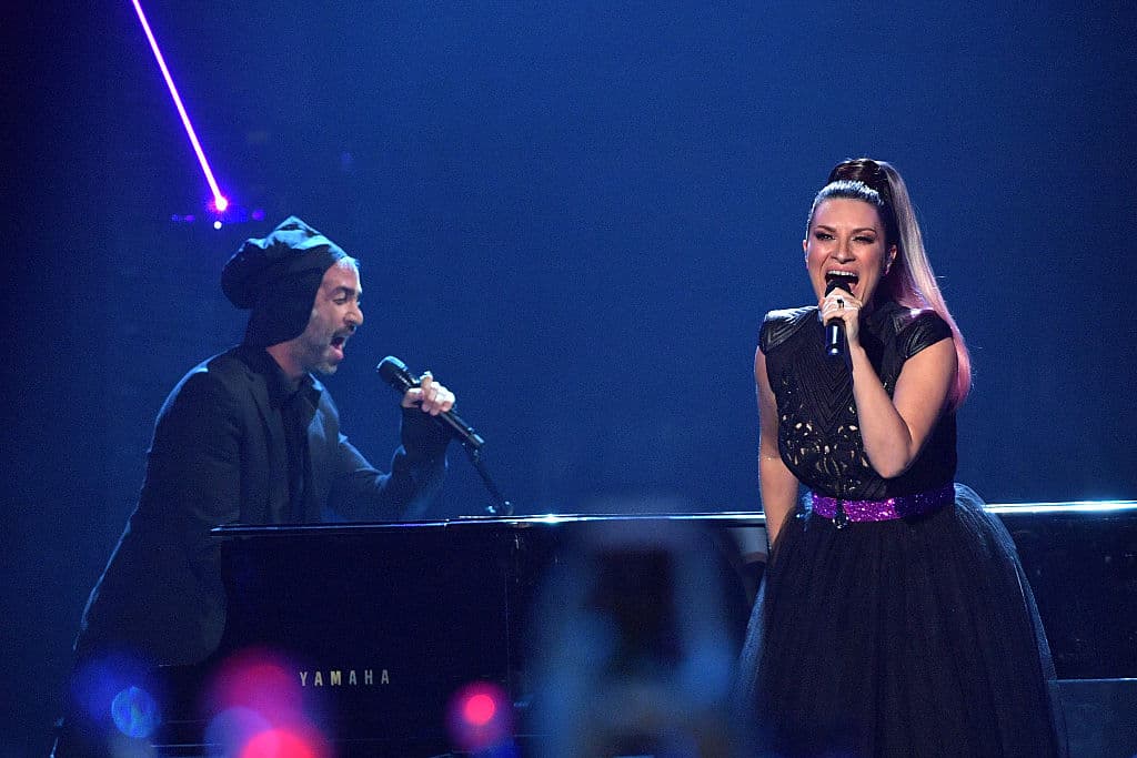 Laura Pausini y Mario Domm nos conmovieron con su interpretación.