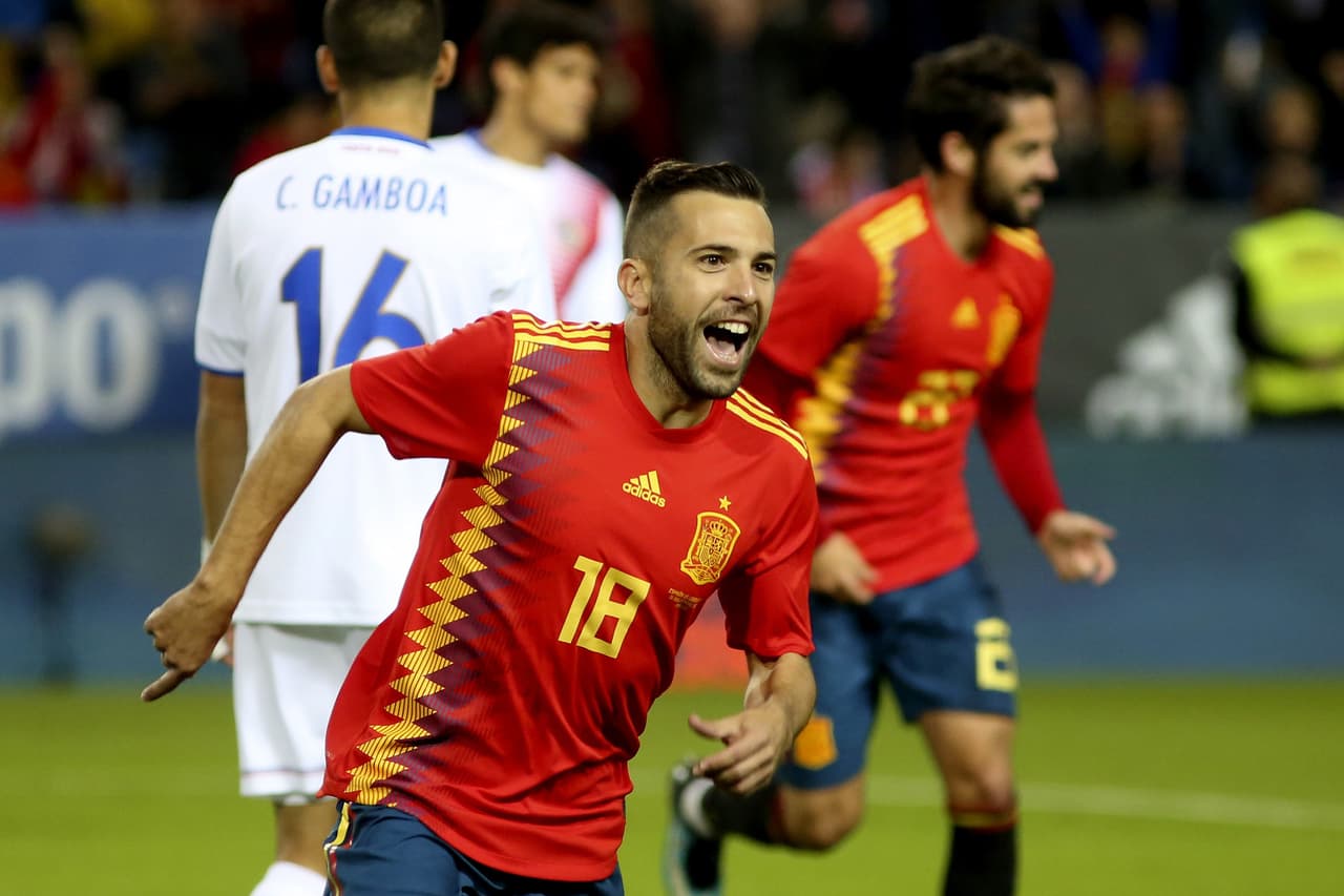 Muy temprano, al minuto 6, cayó el primer gol de España que dejaba a Costa Rica fría. Jordi Alba marcaba el camino del triunfo.