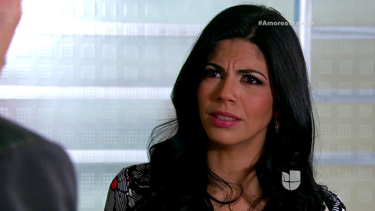 María cree que desconfía de su amor.