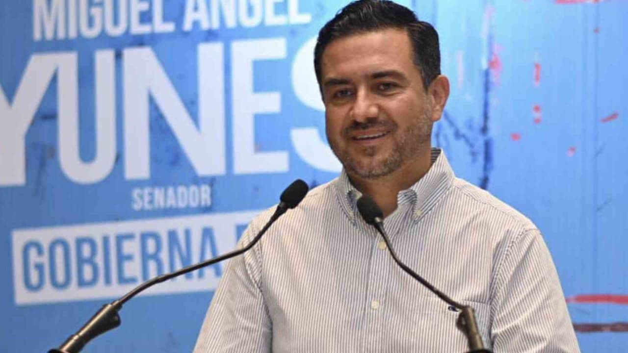 ¿Por qué el senador Yunes Márquez es foco de críticas tras votar a favor de la reforma judicial en México?