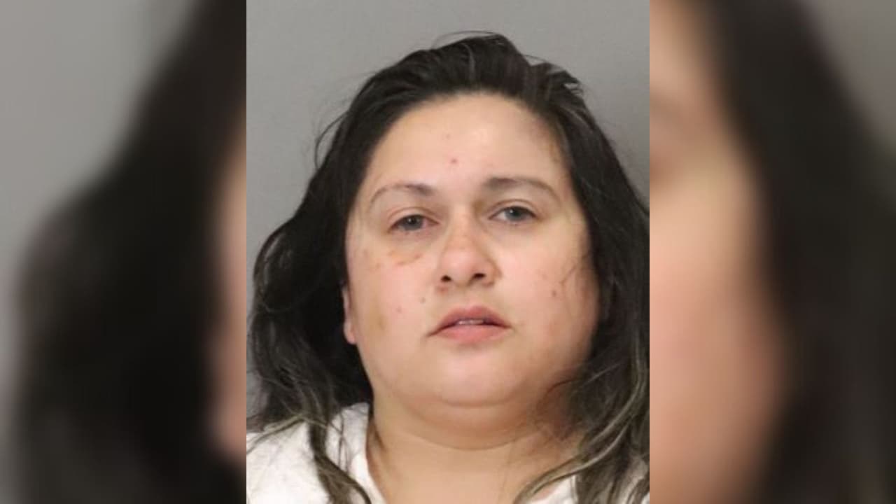 Herrera fue llevada a la cárcel del condado de Santa Clara por cargos de homicidio.