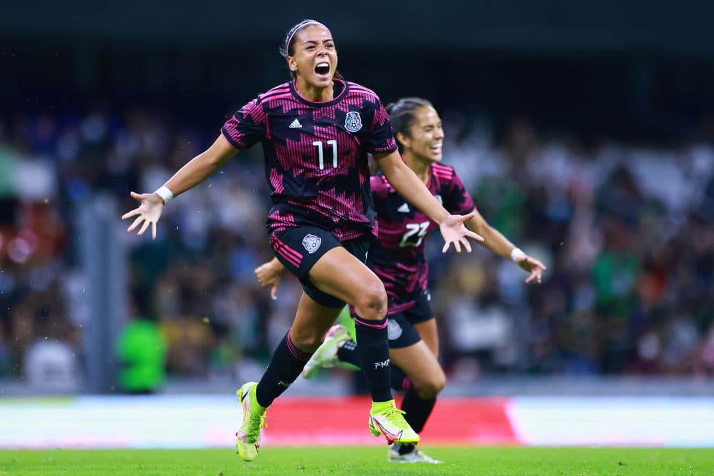 México sabe aprovechar a localía y con anotaciones de Maria Sánchez y Maricarmen Reyes, las locales vencen 2-0 a las seleccionadas colombianas.