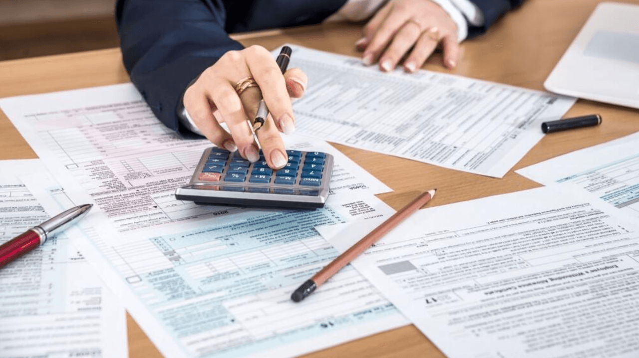 Si tus ingresos anuales fueron 73 mil dólares o menos, eres elegible para el servicio, completamente gratuito.