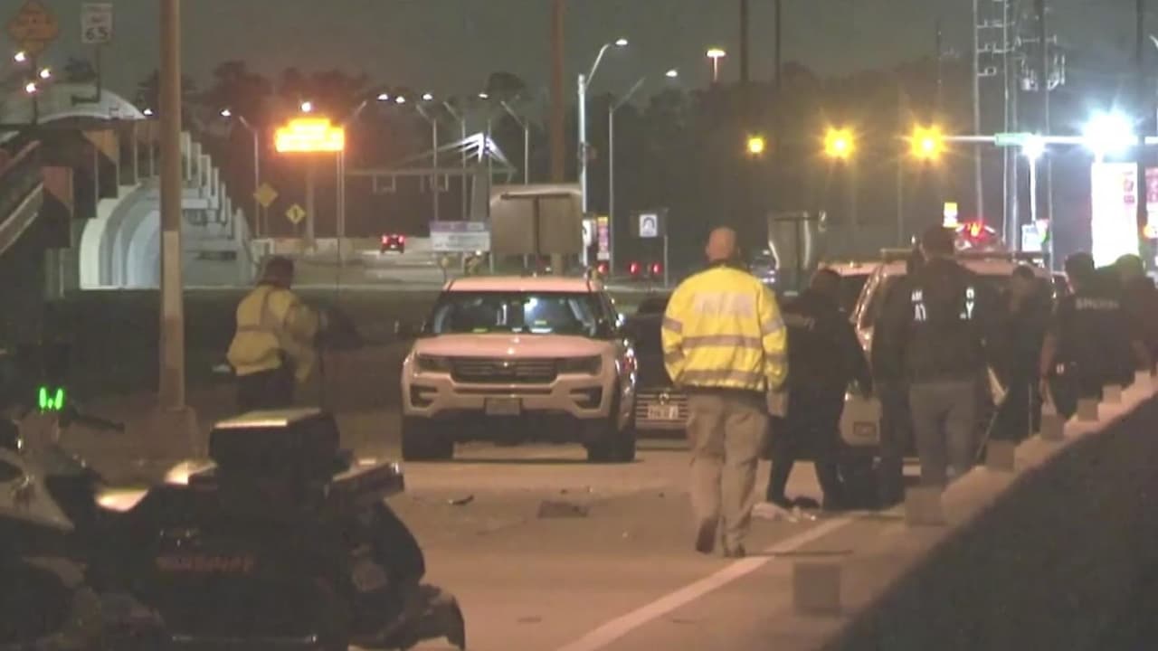 La mujer es acusada de homicidio por intoxicación, no detenerse para prestar ayuda y evasión.