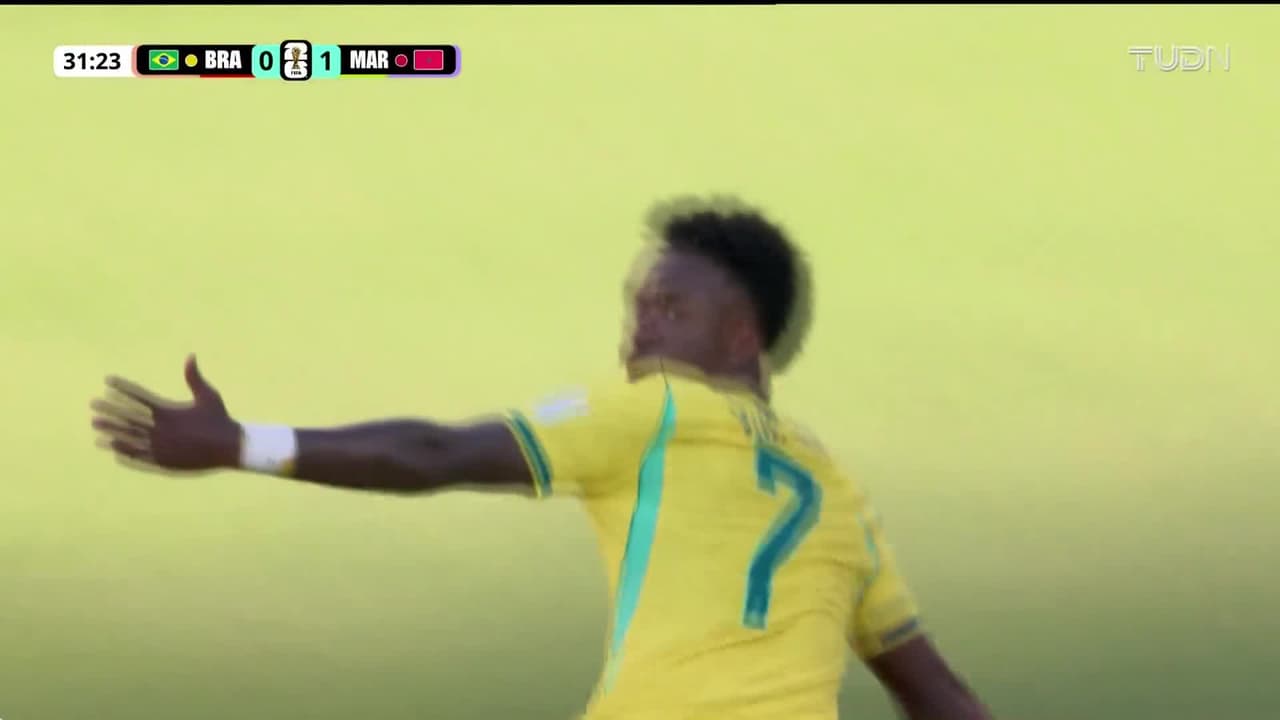 ¡Obra de arte de Vinicius! Brasil empata con un golazo al ángulo