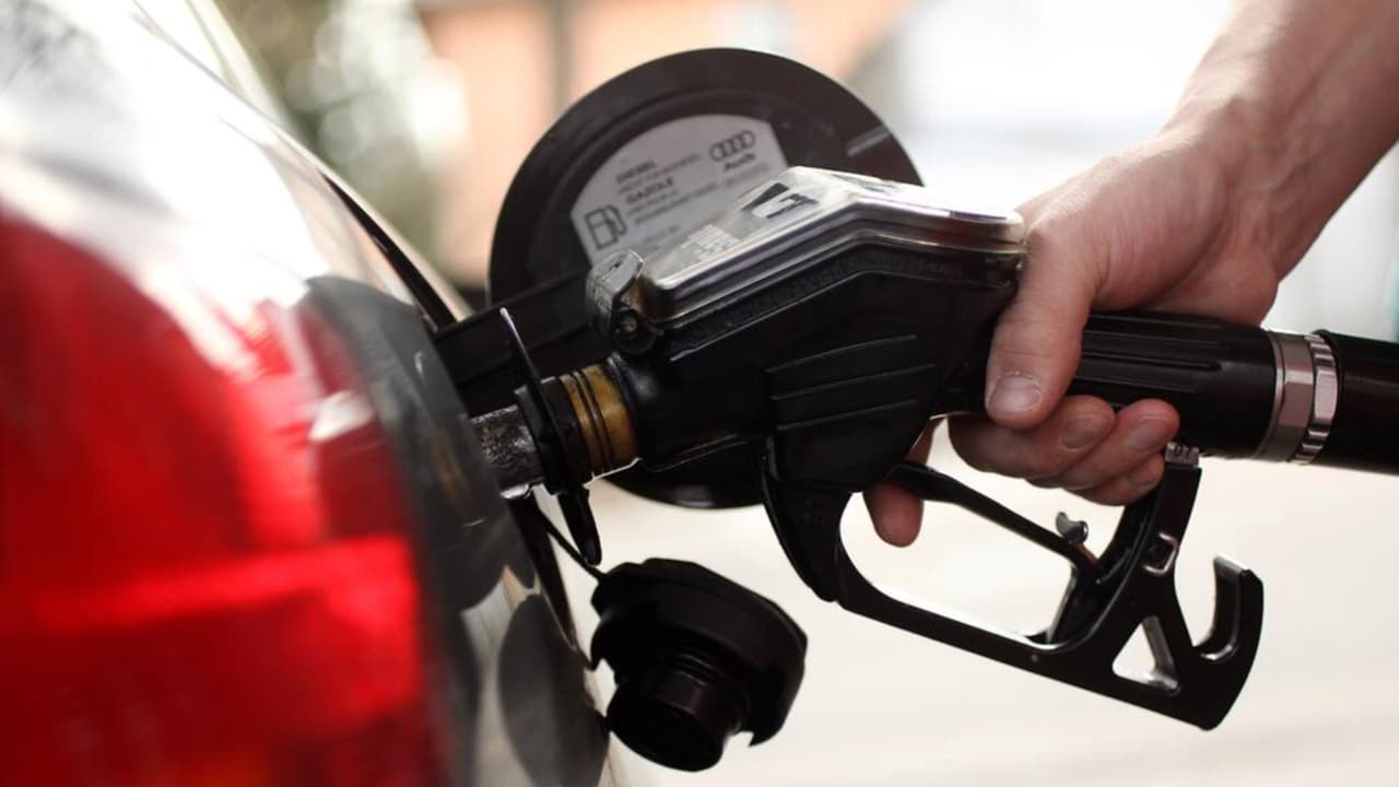 ¿Vas a viajar por carretera? Recomendaciones para evitar que clonen tu tarjeta en gasolineras