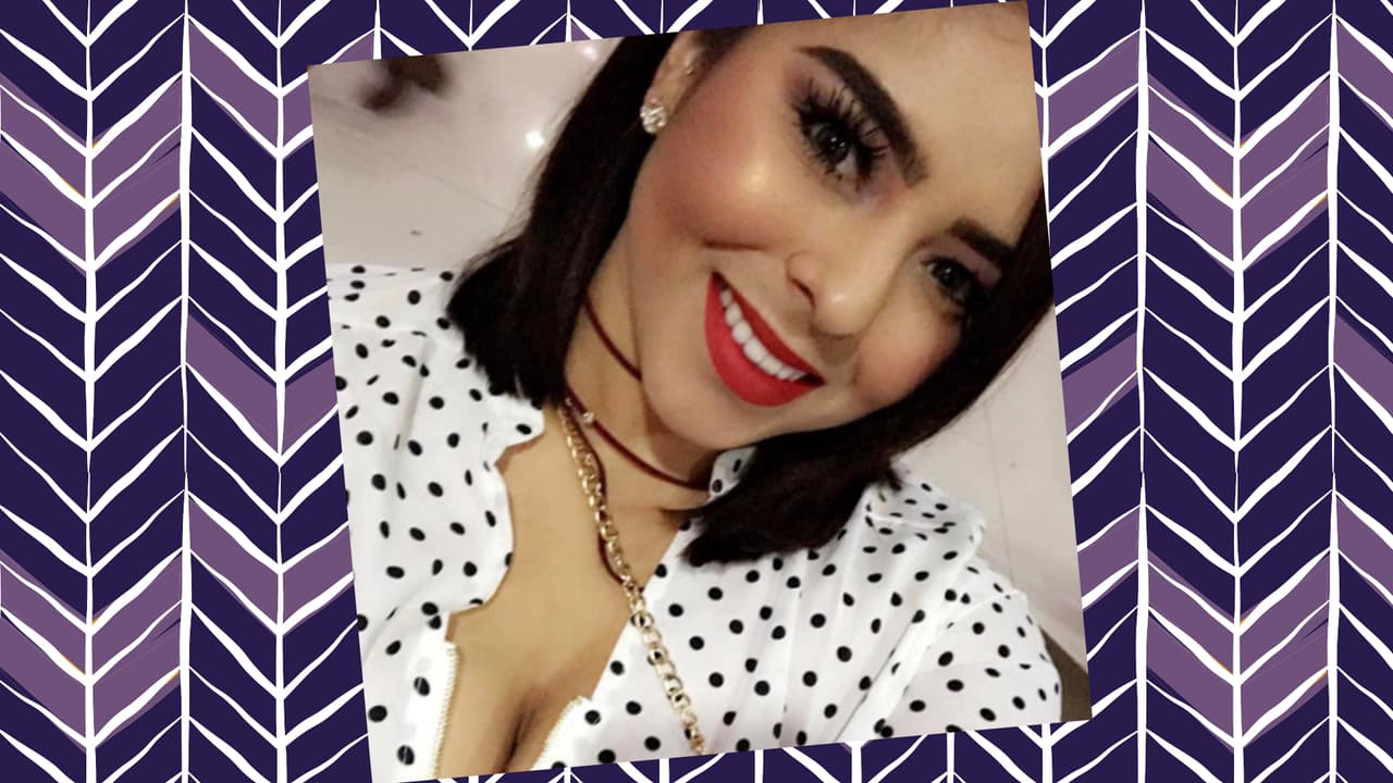 Vivian pudiera ser fácilmente la doble de nuestra Becky G. Ambas cantan, bailan y adoran las cámaras. A Becky la vimos de jueza invitada en Pequeños Gigantes USA y Vivian tampoco es ajena a los shows de Univision pues participó en 2016 en Va Por Ti. ¿En qué se parecen y en qué no?