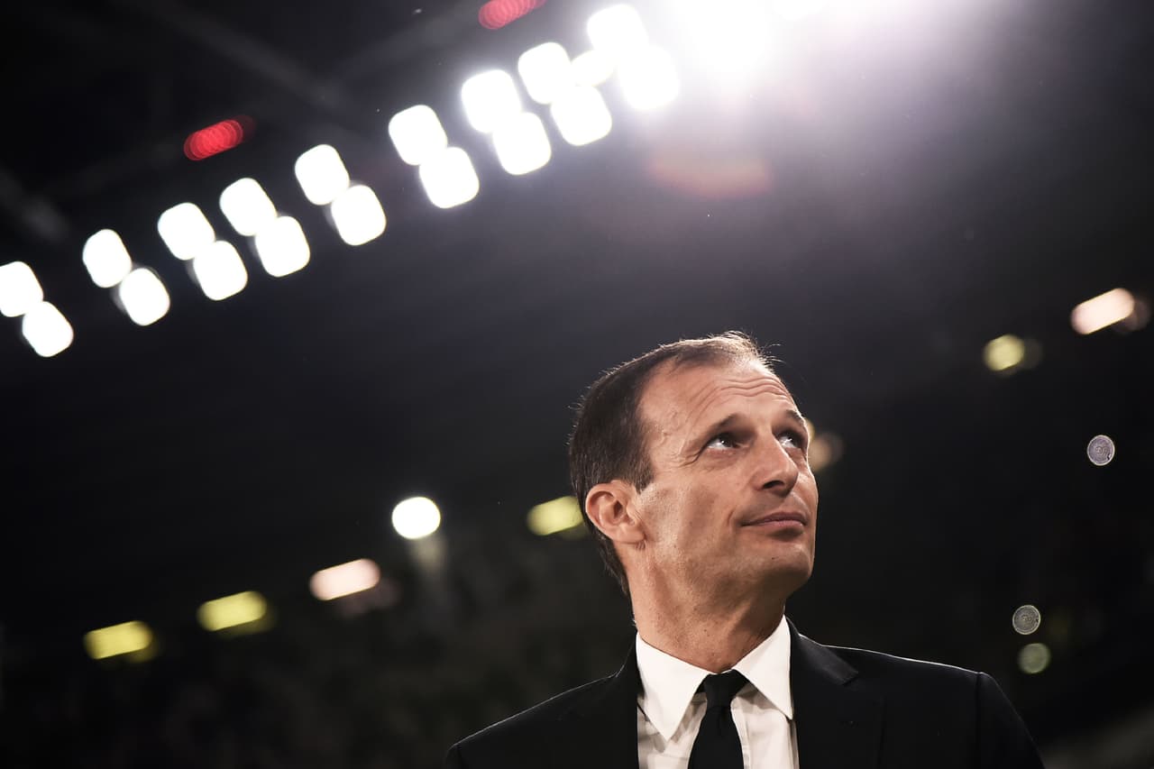 Massimiliano Allegri, tras la eliminación de la Champions League, está bajo la lupa de los fanáticos por esta campaña.