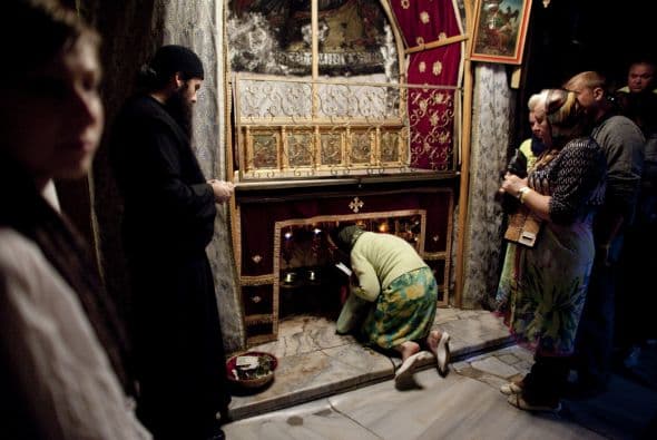 El lugar del nacimiento de Cristo recibe multitud de peregrinos y turistas desde hace varias semanas. Belén habrá recibido cerca de 1.5 millones de visitantes en 2010, y la Tierra Santa, más de 3 millones (una cifra récord), según estadísticas palestinas.