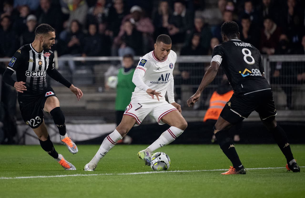 El París Saint-Germain se impuso gracias a los goles de Kylian Mpappé, Sergio Ramos y Marquinhos; Lionel Messi no jugó por una lesión.