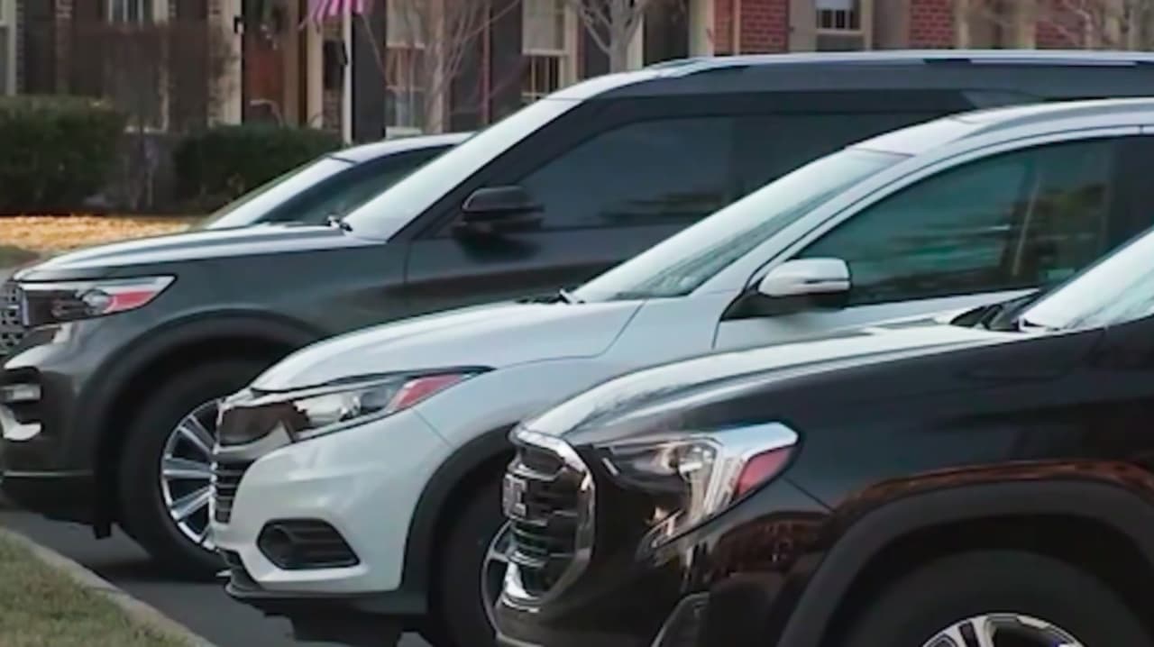 Policía de Filadelfia detiene a 8 sospechosos de robo de autos; esta es la marca más buscada