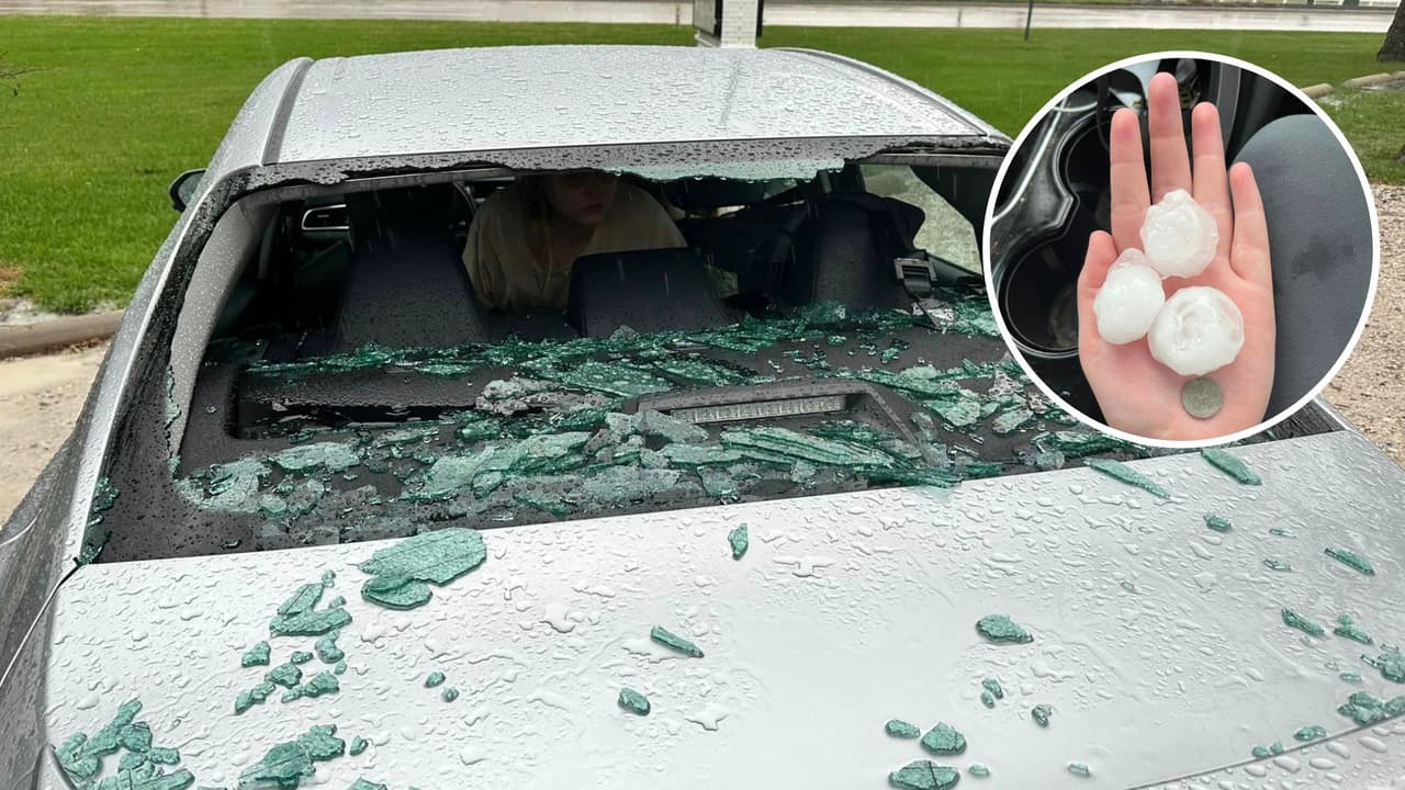"Fue extremo": cuenta John Liddle quien iba en su auto con su familia cuando granizo enorme golpeó y les rompió su vidrio. Esto fue en Bartonville.