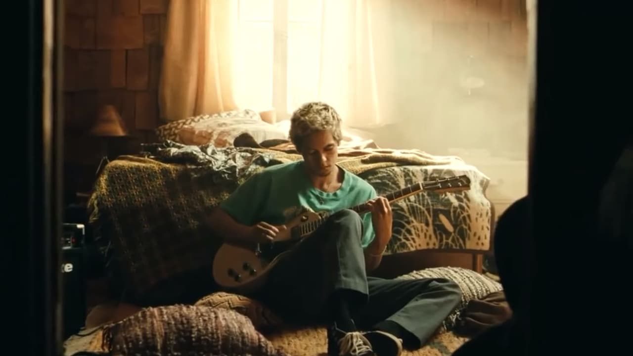 Dominic Fike como Elliot en la serie 'Euphoria'.