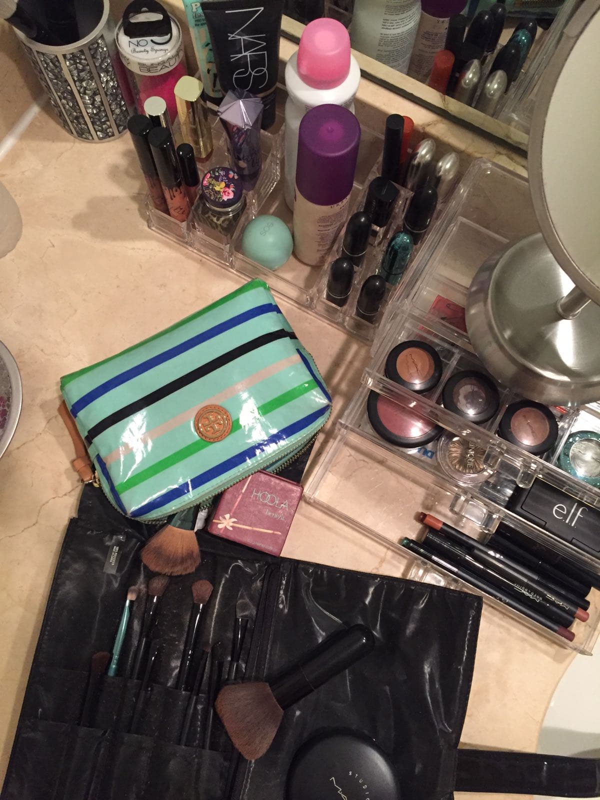 Para muchas mujeres el maquillaje es algo más que eso con lo que cubres tus ojeras