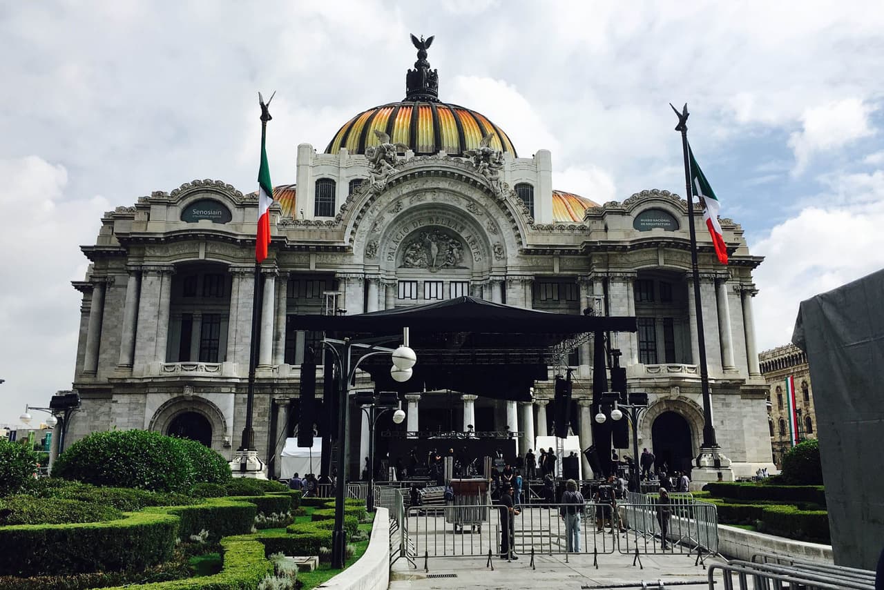 El imponente Palacio de Bellas Artes.