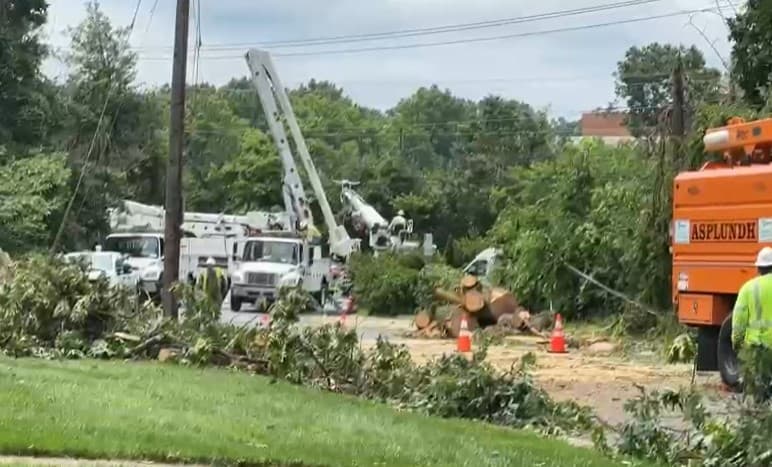 Las labores de limpieza en las zonas afectadas se extendieron hasta el viernes.