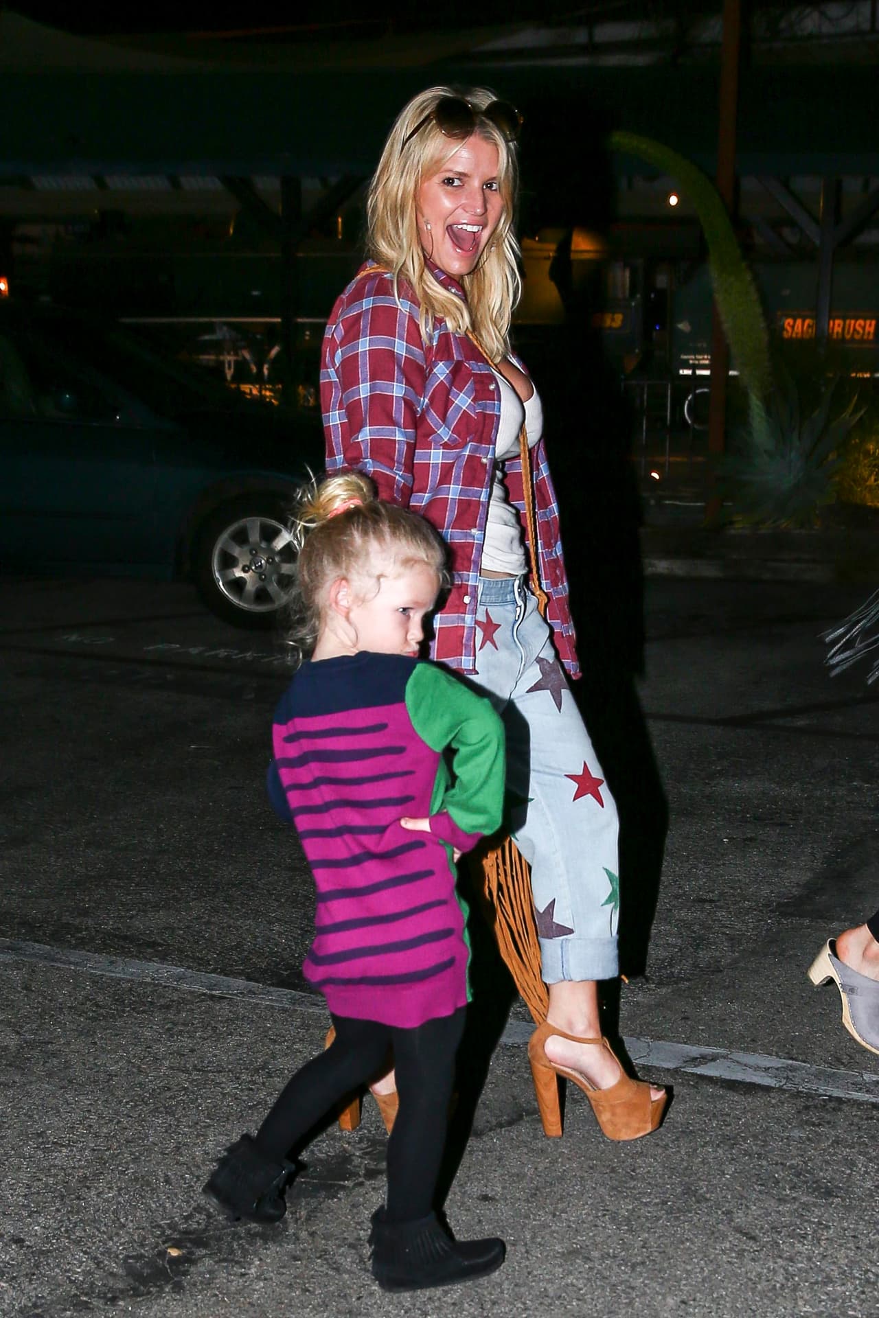 Jessica quedó sorprendida ante la reacción de su hija.