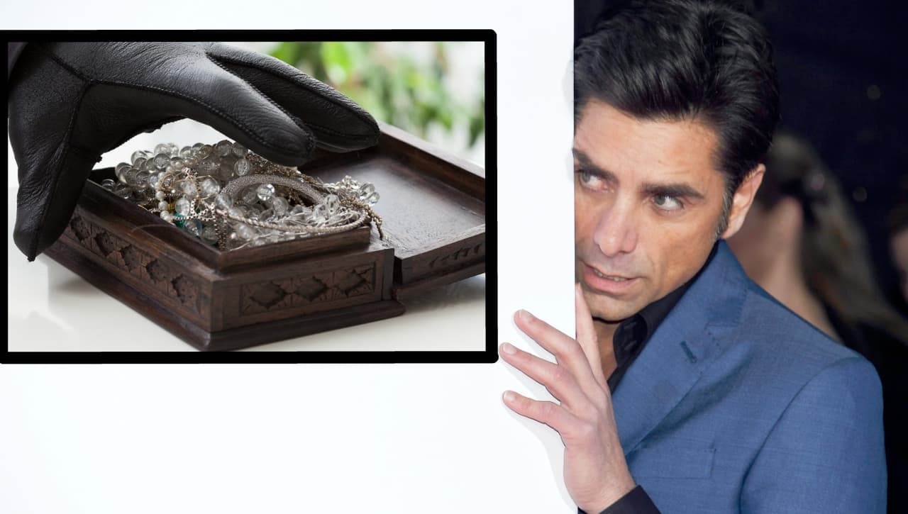Horas antes de su boda, el pasado sábado en Beverly Hills, California, el actor John Stamos supo que a su novia le robaron las joyas que la firma Neil Lane les prestó para el evento.