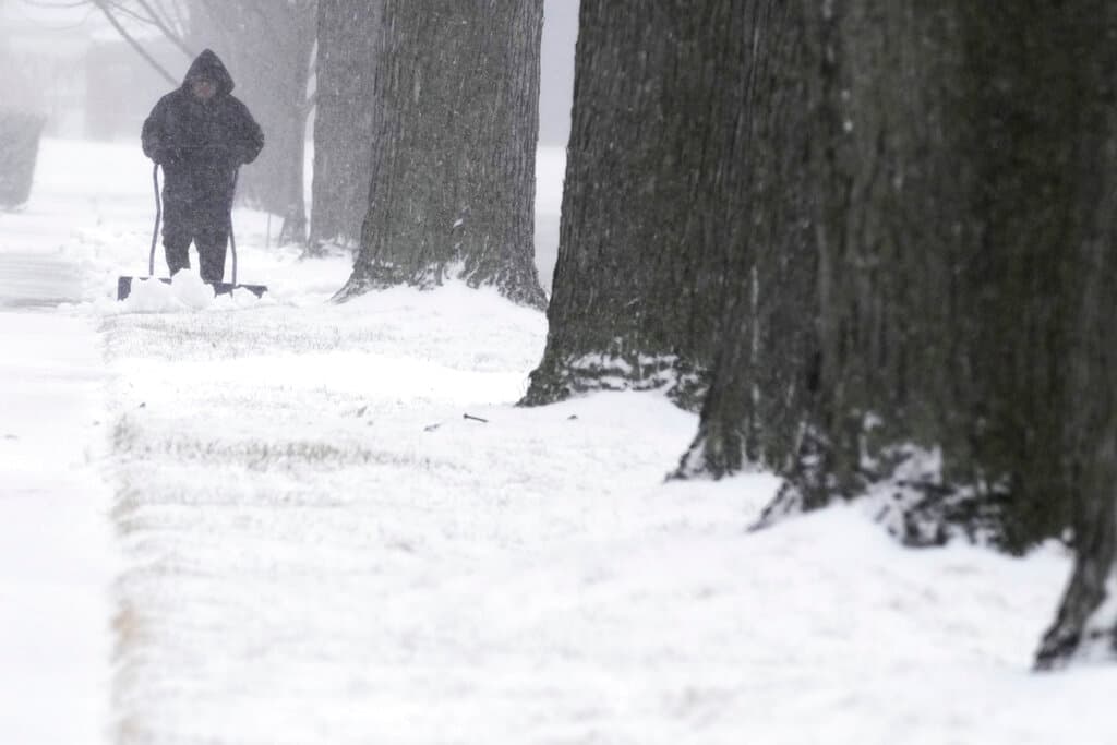 Un poderoso frente frío provocará intensas nevadas y congelará partes del Este de EEUU