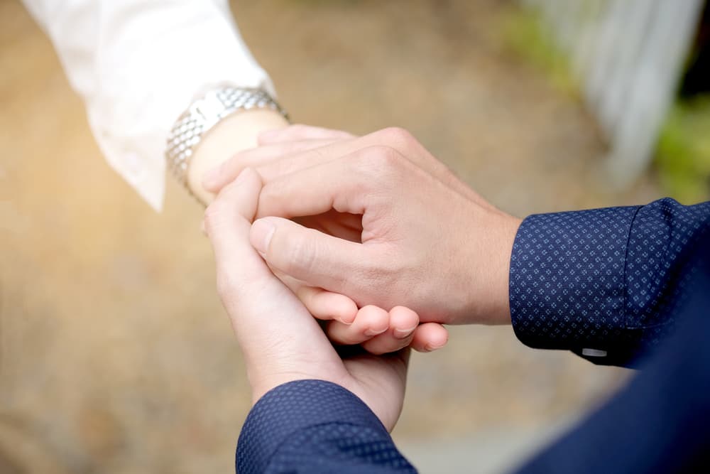 Lo que ahora prometas lo debes cumplir así que cuidado con esas promesas.