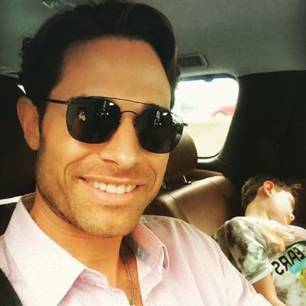 Sebastián Rulli tomó un receso para vacacionar en compañía de su familia, entre ellos, su querido hijo Santiago, quien tiene ya 8 años de edad.