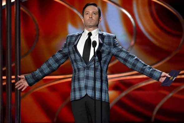 Como puedes notar, el comediante Thomas Lennon estaba un "poco" payaso al anunciar su terna.