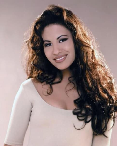 Selena fue llevada de urgencia al hospital Memorial, pero fue declarada muerta a la 1:05 de la tarde.