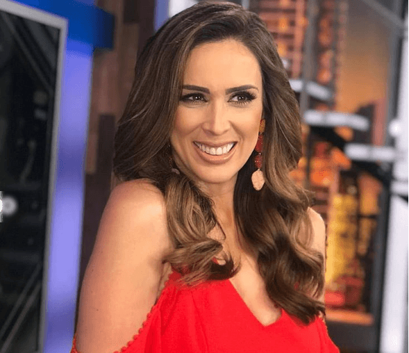 Jacky detalló que Levy le había confesado que Elizabeth estaba a la espera de su segundo hijo en común, por lo que Bracamontes decidió alejarse del actor.