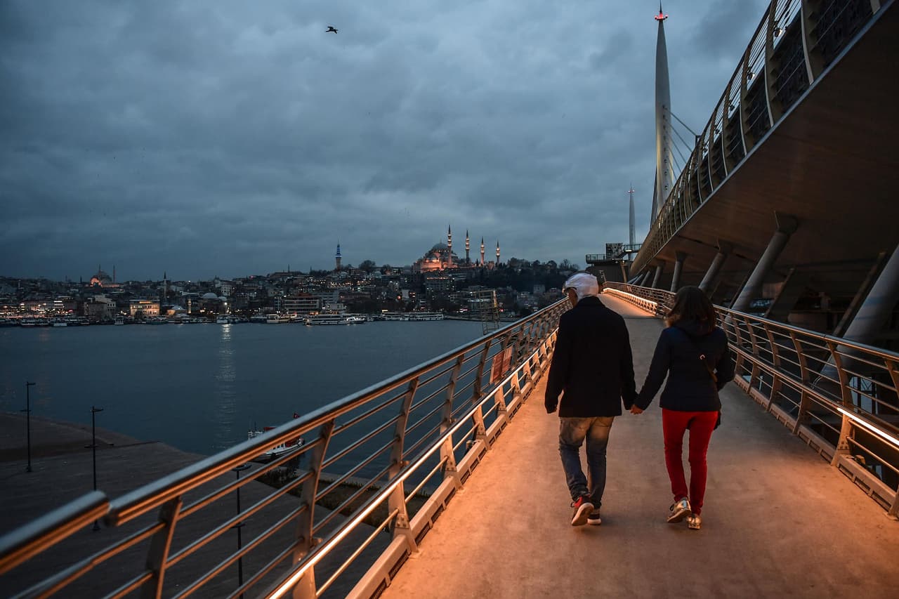 Actualmente se llevan a cabo 
<a href="https://www.nichd.nih.gov/health/topics/endometri/researchinfo/activities">varios estudios</a> para mejorar el tratamiento de la endometriosis y lograr que quienes la padecen tengan una vida plena.