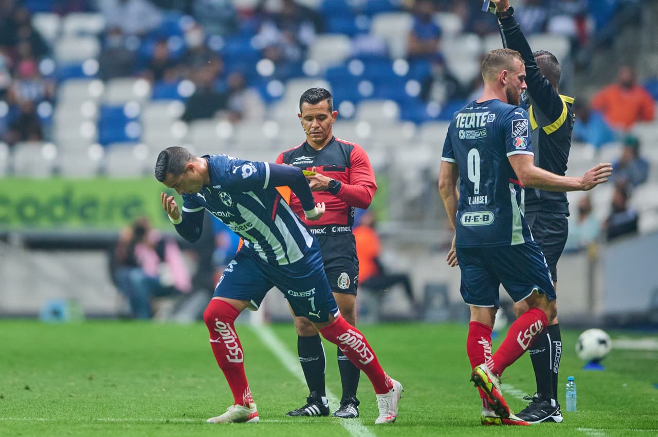 Con enorme actuación de Washington Aguerre, Querétaro logra mantener el empate 0-0 en onterrey y le roban un punto a los Rayados.