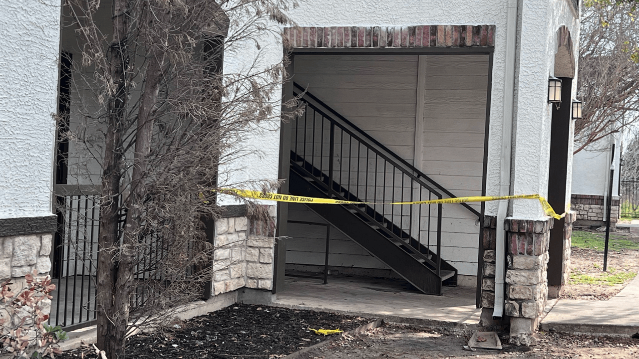 “No sabe uno ni qué tipo de personas viven alrededor, y es increíble pensar que un hombre pueda hacer eso con su propia familia. O sea, sí es preocupante… y alarmante al mismo tiempo”, dijo una vecina en entrevista.