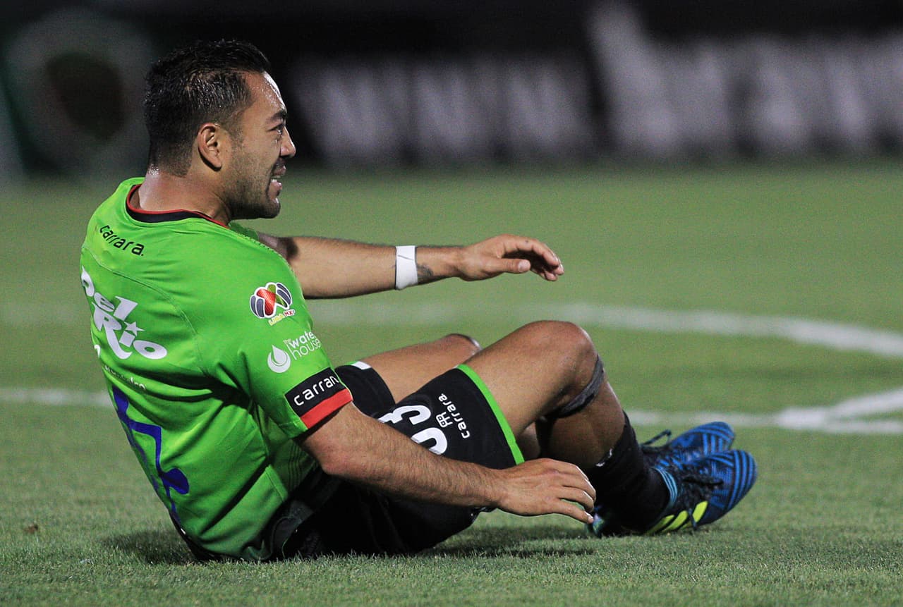 Marco Fabián abandonó el campo de juego a los 69 minutos.