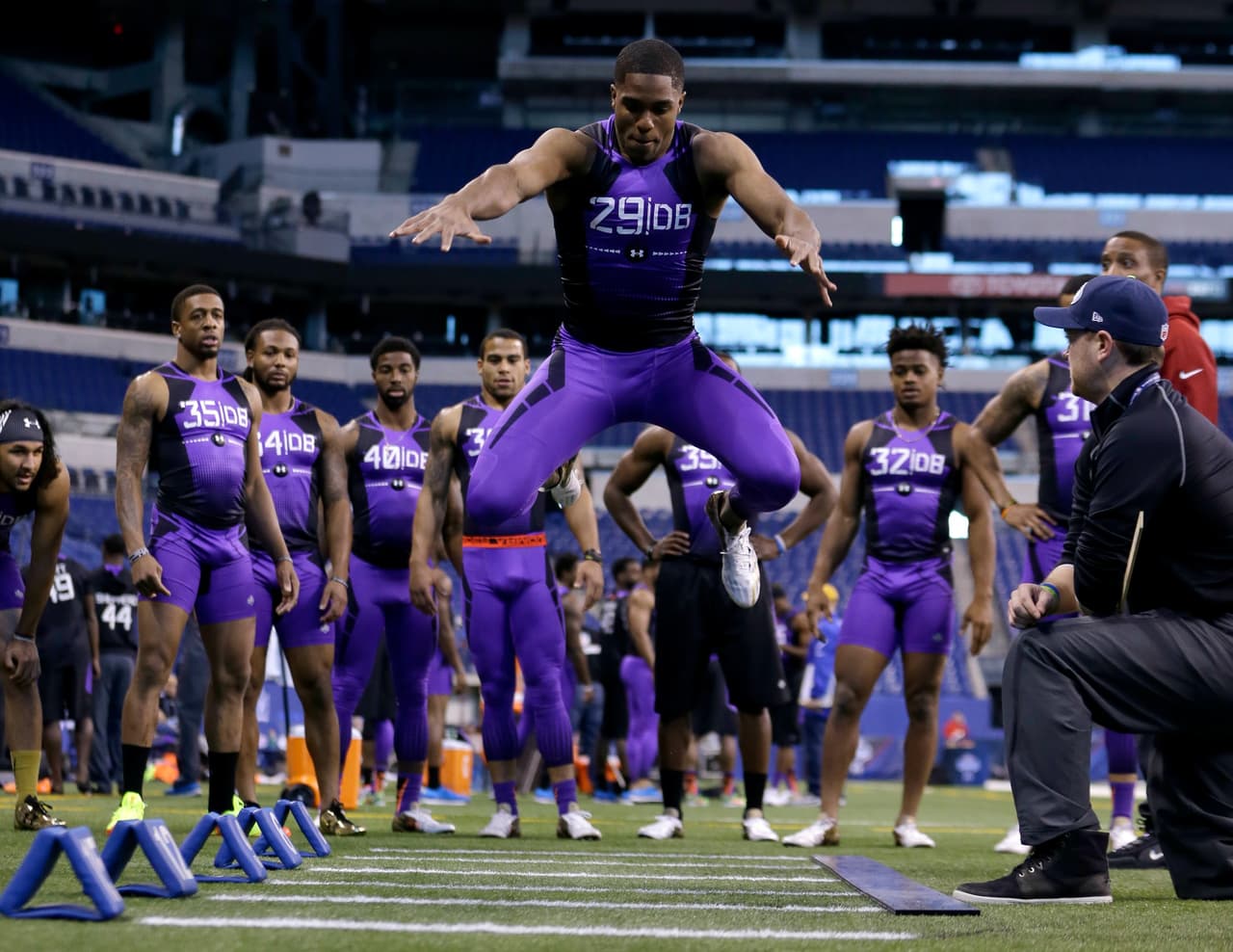 Jugadores con antecedentes penales no entrarán al NFL Combine