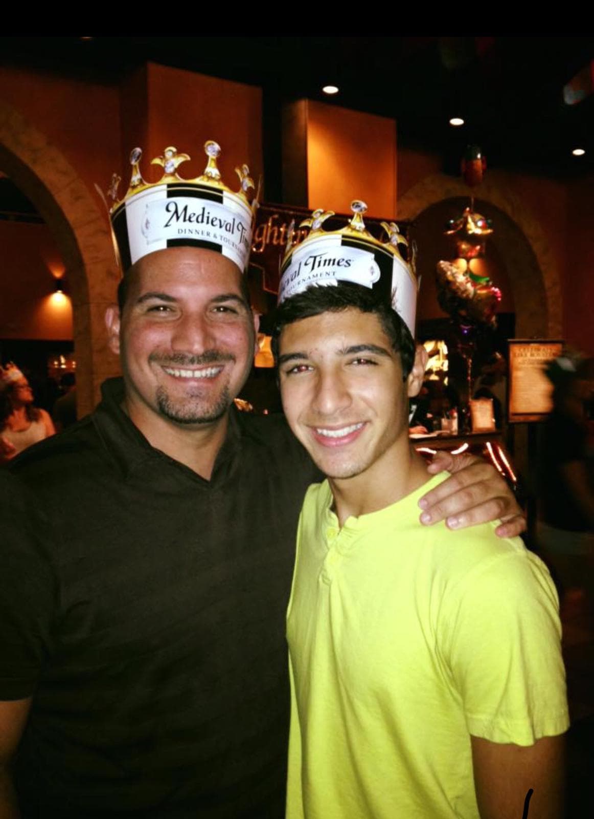 "Gracias por ser un papá ejemplar", dijo Nelisa Reyes, productora/asignaciones para Noticias 23 DFW.