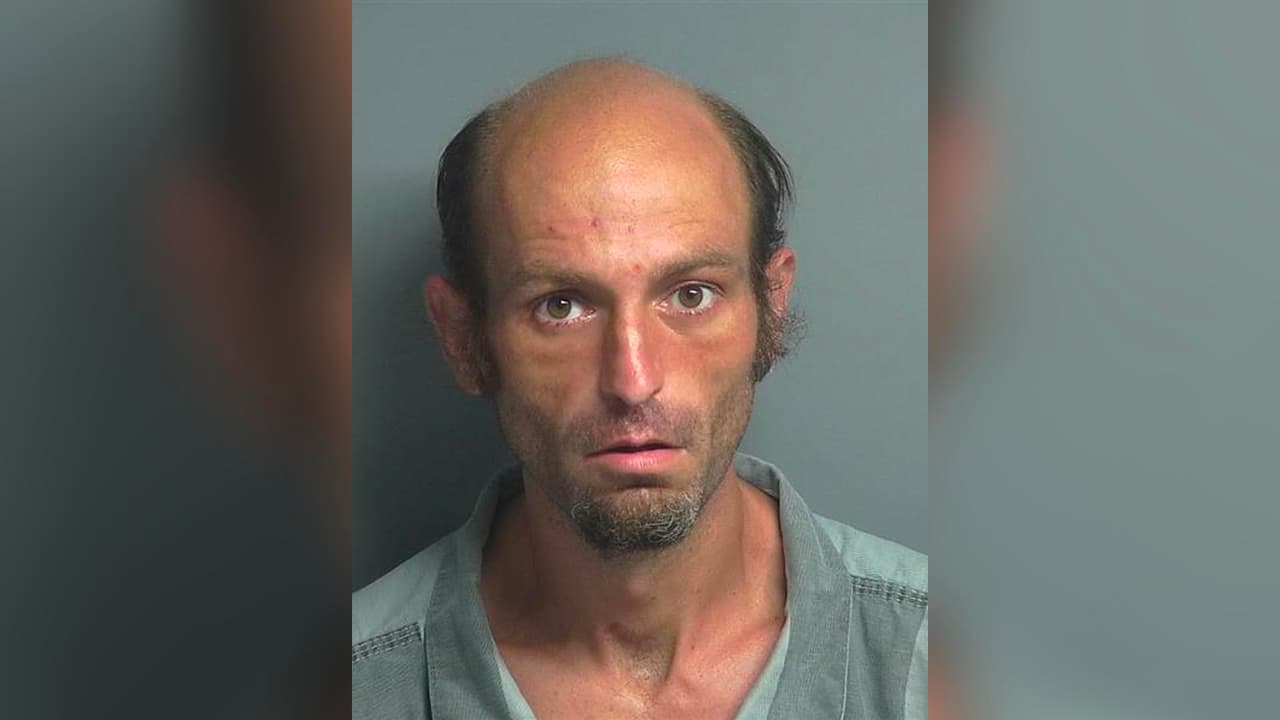 Arrestan a sospechoso de poner una presunta bomba en la alcaldía de Conroe