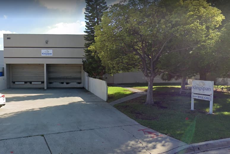 <b>9. Kingspan Light and Air,</b> Santa Ana, California: Los trabajadores monitorean el aire interior de este presunto "fabricante verde", famoso por sus soluciones de ventilación, y han encontrado altos niveles de contaminación.