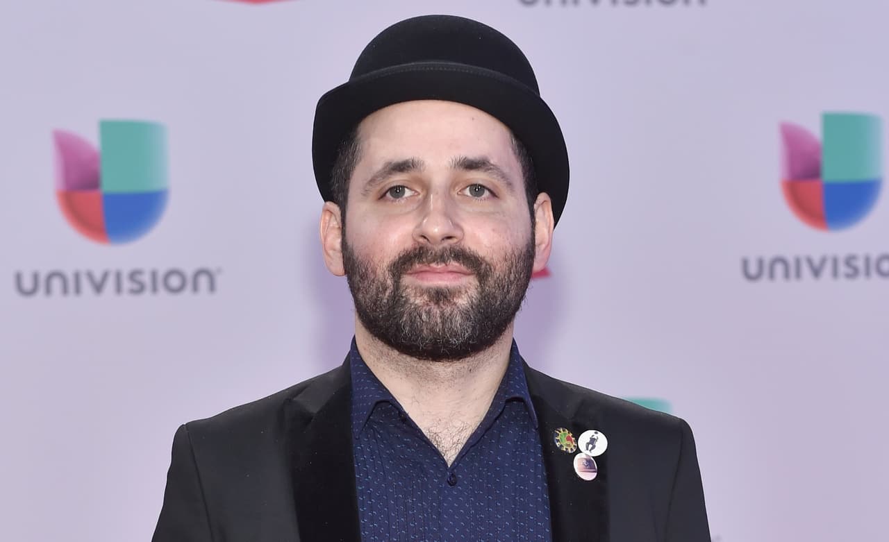Internet, Calle 13 y Latin GRAMMY: Eduardo Cabra responde al reto de innovar sin perder su esencia
