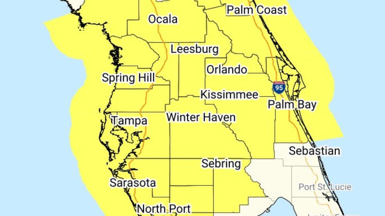 Emiten vigilancia por tornado en varios condados de Florida Central