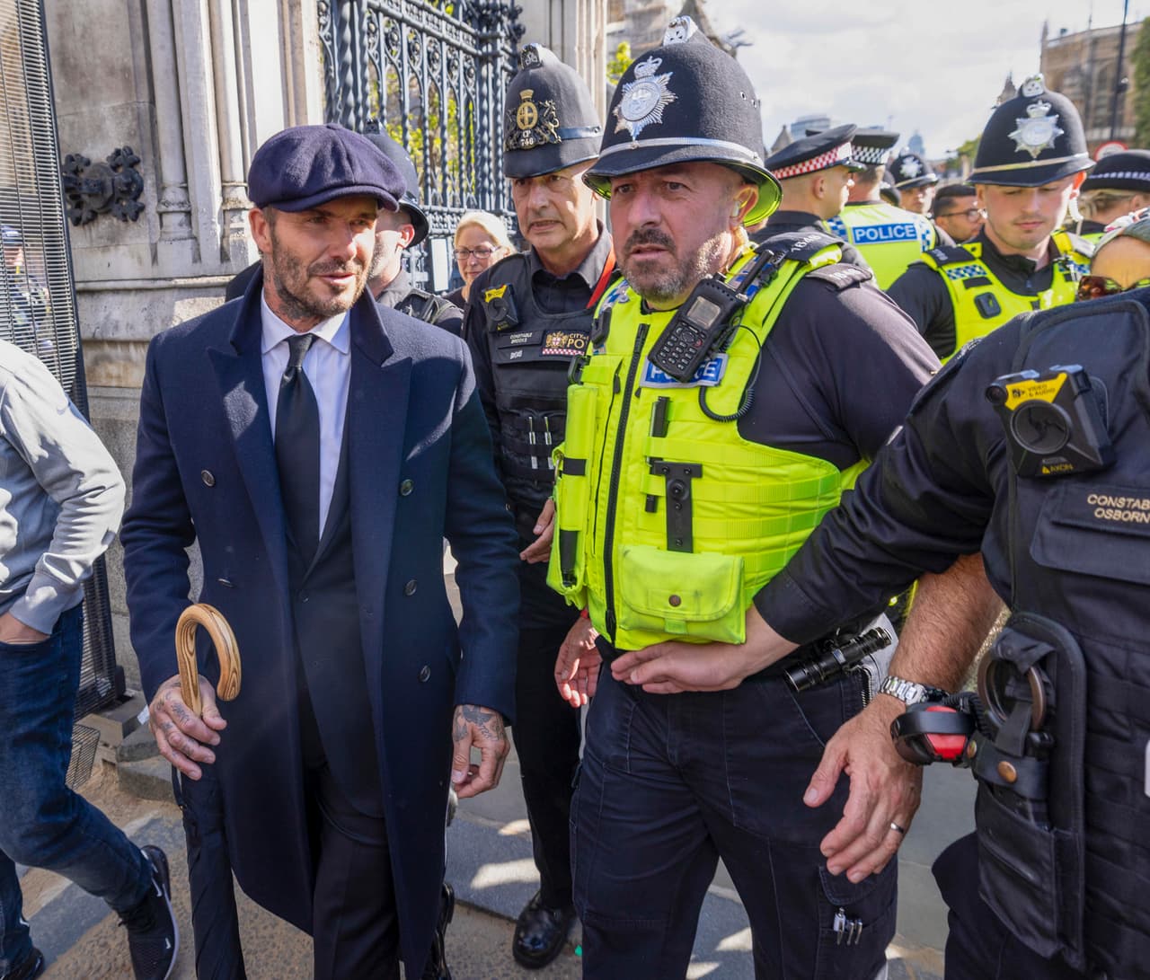 Beckham no ha sido la única celebridad en unirse a la fila estos días. 
<br>