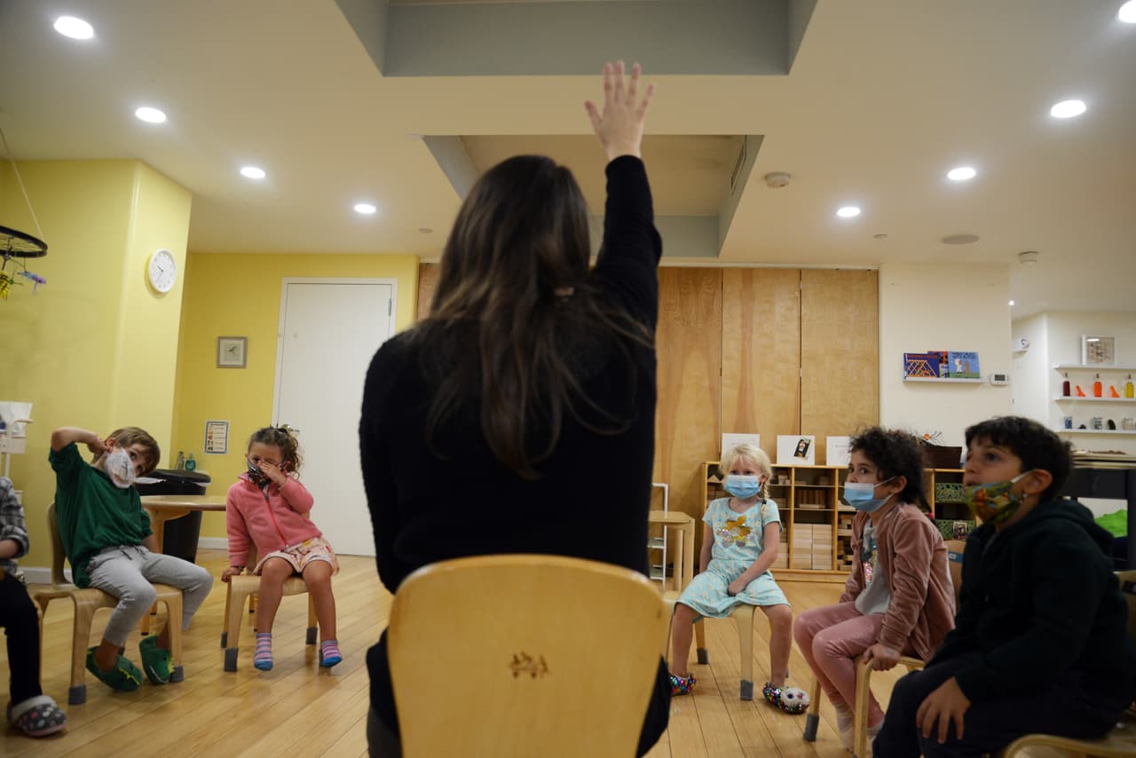 NYC revela plan estudiantil para "recuperar el terreno perdido este año" debido a la pandemia de coronavirus 