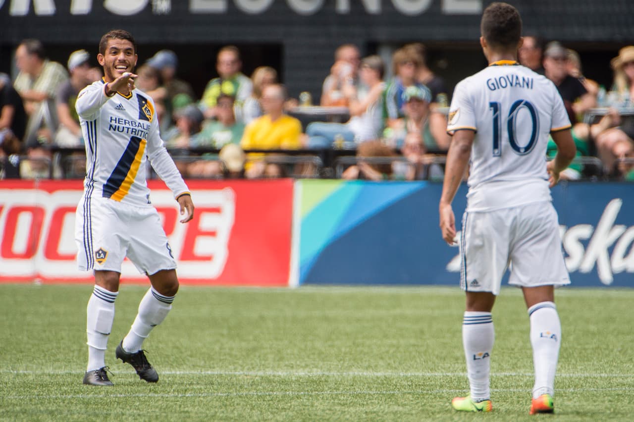 Transformaciones en una temporada que se esfuma para el LA Galaxy de los hermanos dos Santos