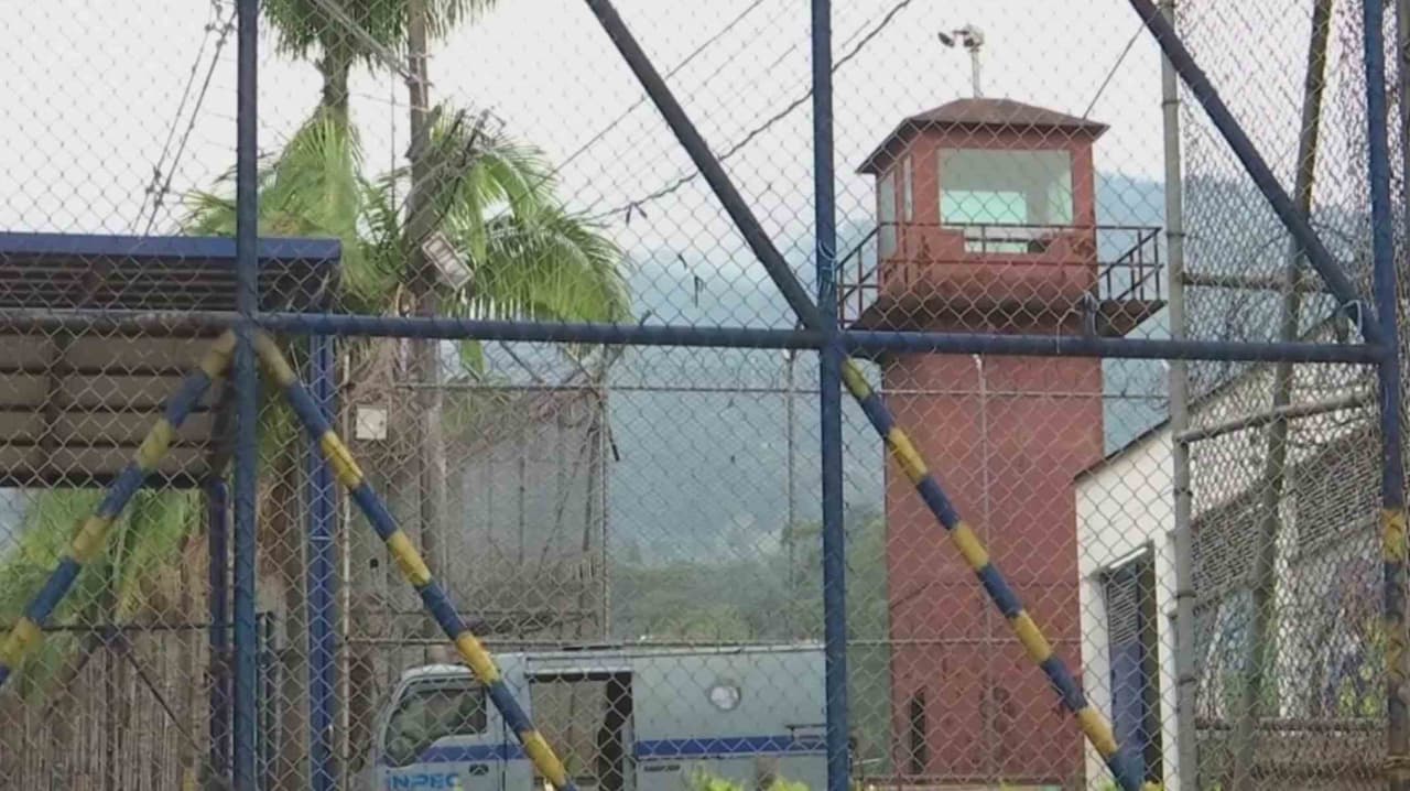 VIDEO: Fiesta en la cárcel de criminales que recuerdan la época de Escobar en Colombia