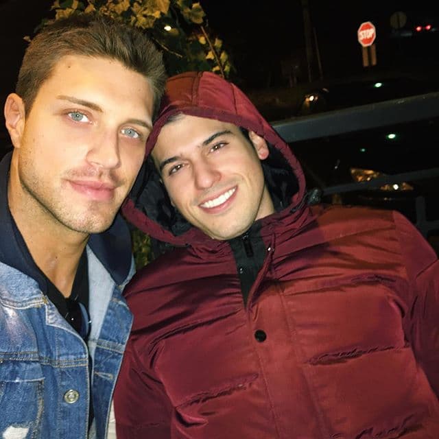 El colaborador de 'Good Morning America' y el blogero de life and style llegaron al altar.