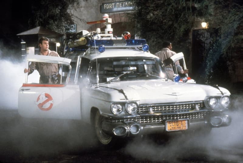 Imagen del Ecto-1 en Ghostbusters.