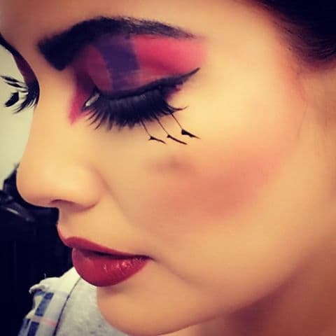 ¡Lista para Halloween! Atrévete a usar colores llamativos y logra un disfraz espectacular como el de Ana Patricia.