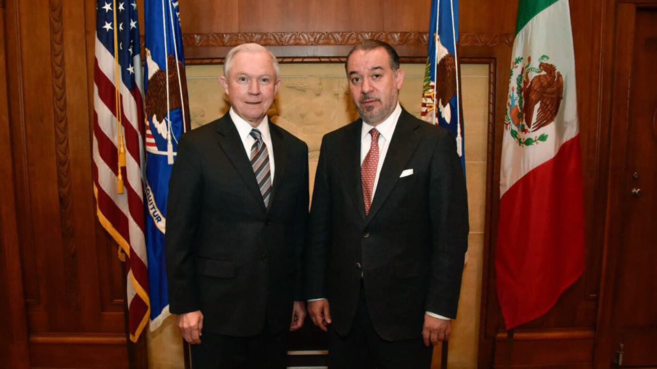 Extradiciones, narcotráfico y armas: los temas que trataron los fiscales de México y EEUU en Washington