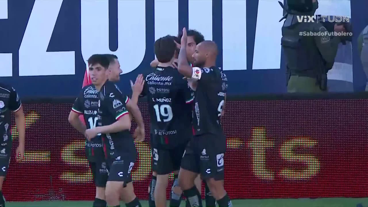 ¡Gol del Atlético San Luis! Medina aprovecha el rebote y pone el 2-0